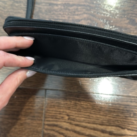 Vintage Coach Wristlet - Picture 4 of 9